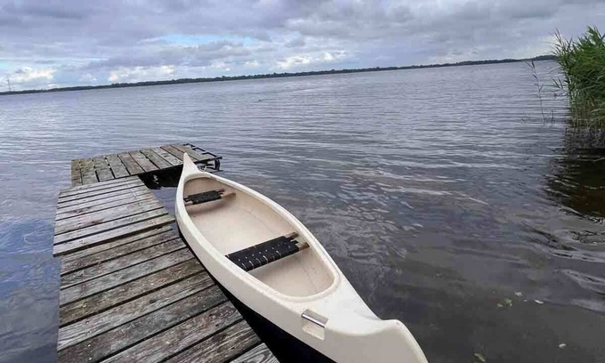Sieseby House | Cozy, small vacation home 1x over the road to the lake with its own jetty