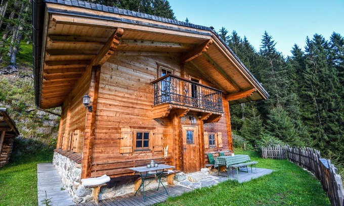 Hippach-Schwendberg Other | Cozy solid wood alpine hut in the Zillertal Alps