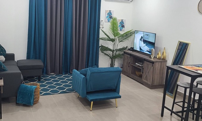 Cole Bay Apartment | Cozy space, conveniently located just 10 minutes away from beaches, the airport.