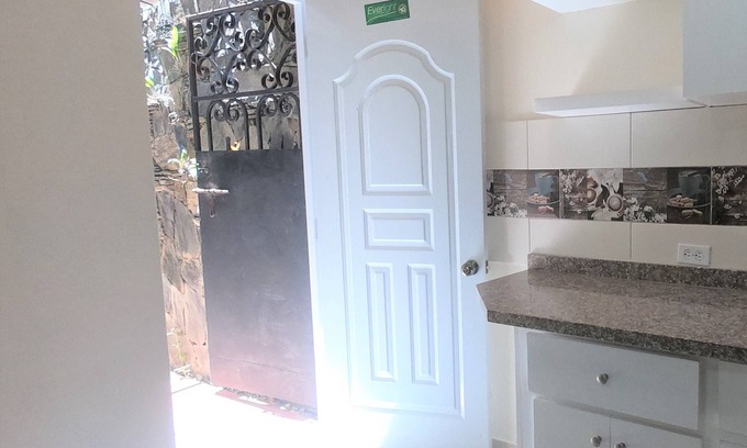 Santo Domingo Oeste Apartment | Cozy Studio in prestigious gated community - private parking, wifi, A/C