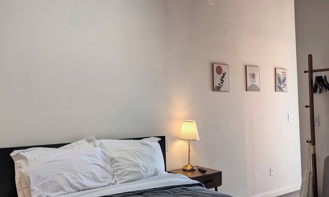 South Park Apartment | Cozy Studio in the Heart of South Park