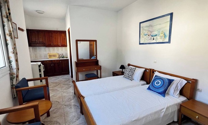 Avlakia Apartment | Cozy studio near the beach
