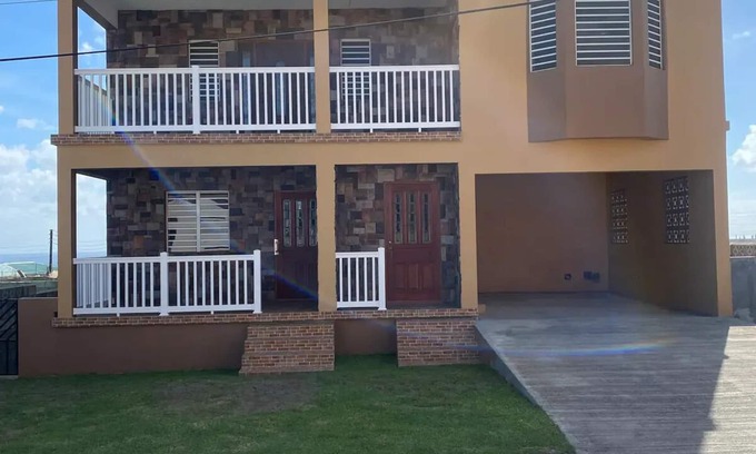 Basseterre Apartment | Cozy Studio Room with Private Entrance Buckley'snn