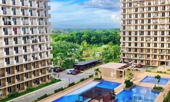 Lapu-Lapu Condo | Cozy Studio w/Balcony relaxing retreat pool view
