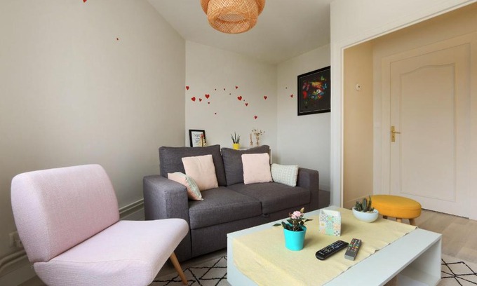Saint-Pierre-des-Corps Apartment | Cozy T3 near Tours # St Pierre des Corps station