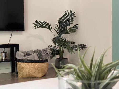 Dakabin House | Cozy townhouse in Dakabin ideal for young family