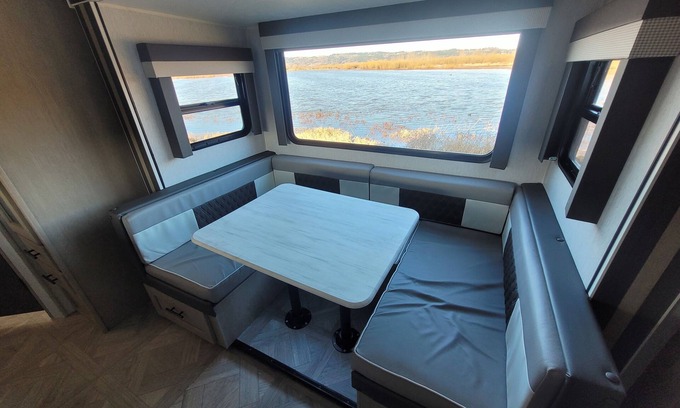 Sunnyslope House | Cozy travel trailer with AC in charming South Salem