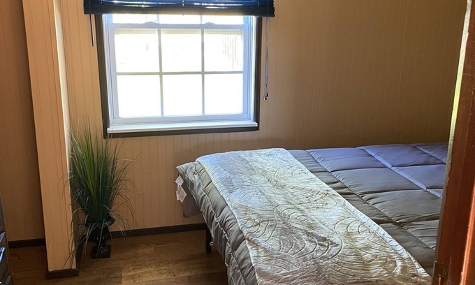 Tabusintac Cabin | Cozy two bed cabin with river view