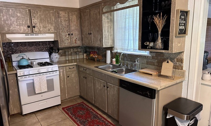 Brownsville-Bawcomville House | Cozy up in our fully furnished, centrally located home.