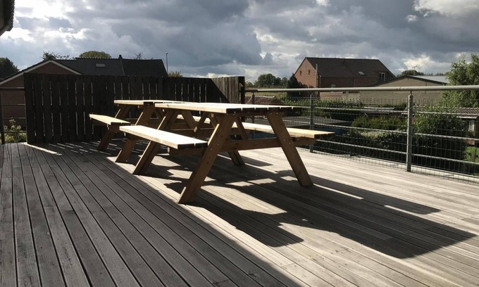 Heers House | Cozy Vacation Home for 8 Persons in Heers
