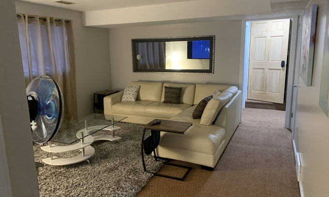 Canton Bed & Breakfast | Cozy Vacation Unit A mile to Hall of Fame