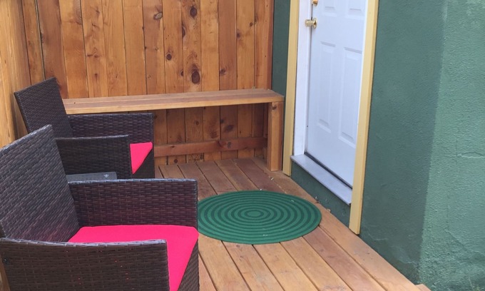 Bishop House | Cozy West Bishop Duplex, Short Stroll to Downtown