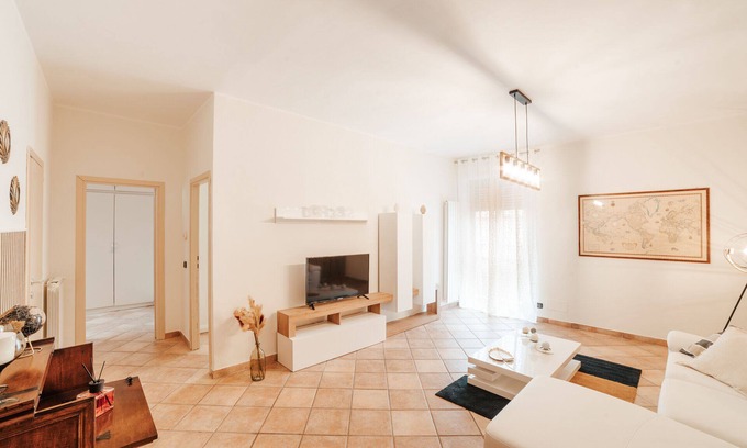 Civitavecchia Apartment | CR32 TOURIST ACCOMODATIONApartment within walking distance of the port/station.