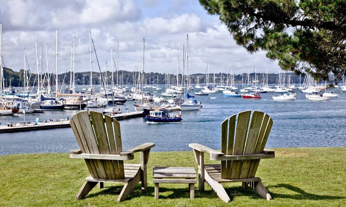 Mylor Churchtown House | Cregoes - a cottage that sleeps 8 guests in 4 bedrooms