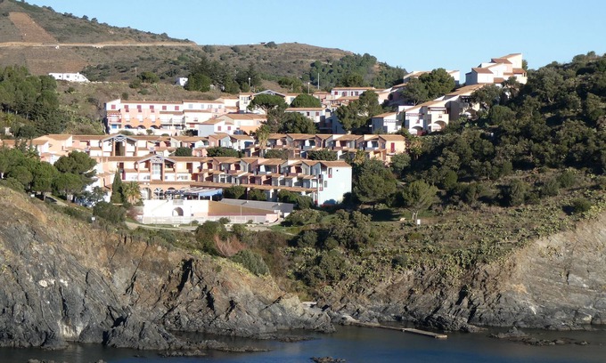 Cerbere Apartment | Crique Côte Vermeille T2 Dans Village Vacances Avec Piscine et Tennis