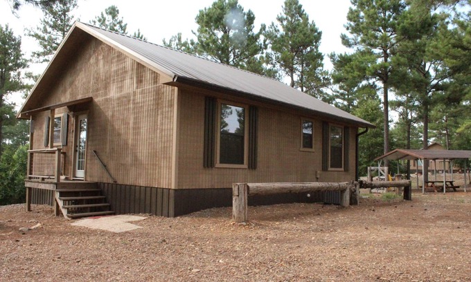 Murfreesboro Cabin | Crosscut Cabins- Minutes from Lake, River, & Diamond Mine! Private Hiking Trail!