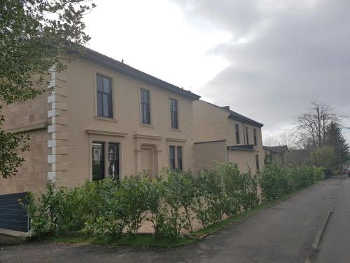 Glasgow Hotel | Crosshill House