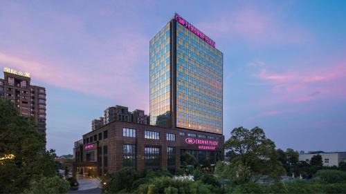 Deqing County Hotel | Crowne Plaza Deqing Moganshan by IHG