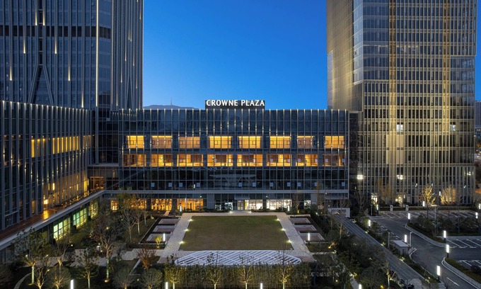 Jingmen Hotel | Crowne Plaza Jingmen by IHG