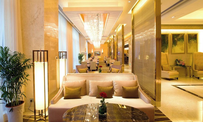 Yichang Hotel | Crowne Plaza Yichang by IHG