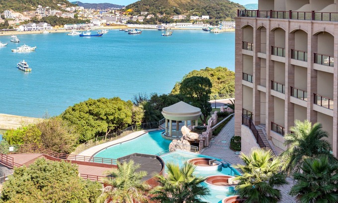 Putuo Hotel | Crowne Plaza Zhoushan Seaview by IHG