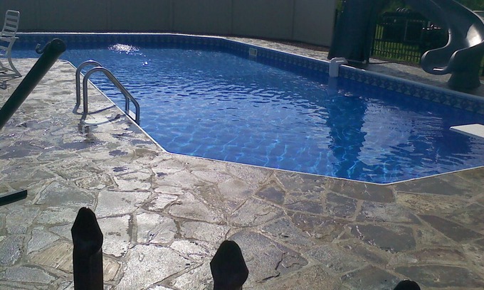 Clintondale House | crystal clear pool waiting for you