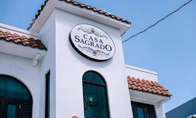 Sagrado Corazon Apartment | CS7- Immaculate Colonial Studio in the Heart of Santurce Centrally Located