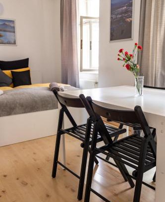 Kranj Hostel | Cukrarna Guest Accommodation