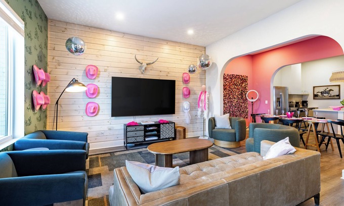 Five Points House | Curated Bachelorette Retreat w/Balcony, Glam Room, Roof | Close to Downtown!