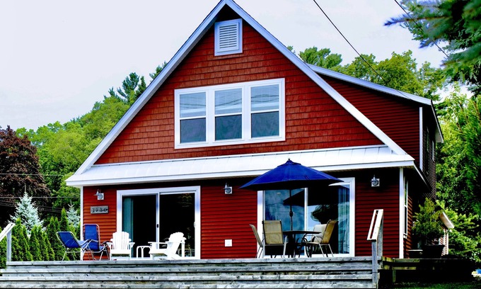 Waukazoo Woods House | Custom 3br/3.5ba Home Lake Mac Views Near Holland Beach