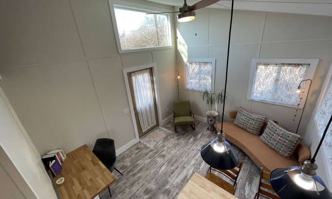 Montopolis House | Custom Built Home 4MI From Downtown w/Fenced Yard