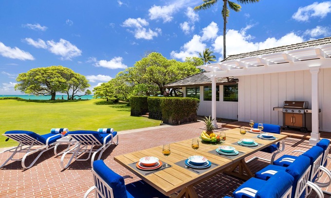Kalama Tract House | Custom, Renovated Kailua Beach Front w/pool - Best Location on the Bay!