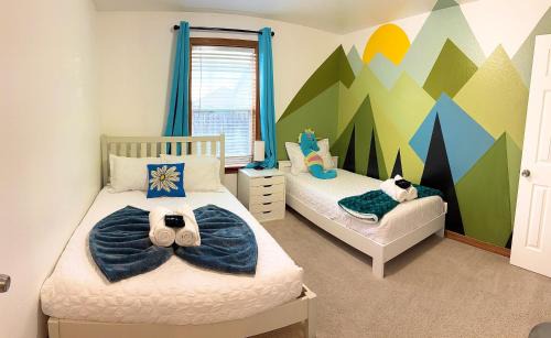 Albany House | Cute Artsy7 Getaway, large parking, 20mins to OSU