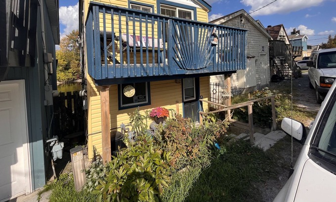 Brock Cottage | Cute one bedroom Boathouse , amazing location and views right on lake Simcoe