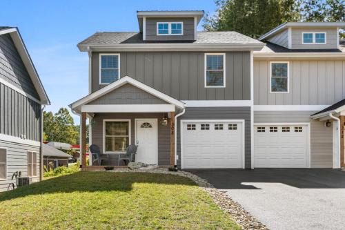 Asheville House | Cypress Sycamore by AvantStay 6 Mins to Downtown