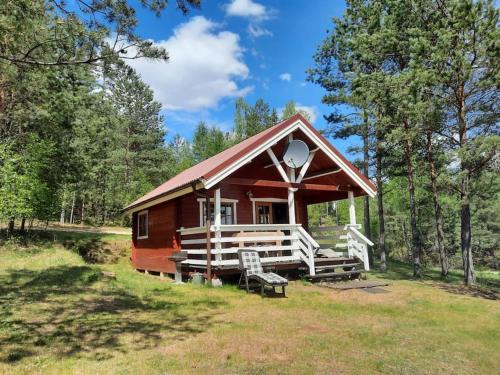 Dziemiany House | Czerwony Domek pod lasem