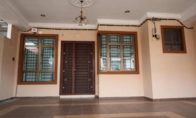 Kluang House | D' Pelangi Homestay Kluang 2