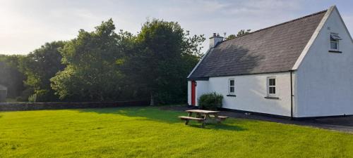 Clooncarrabaun House | Daffodil Cottage 2 Bedroom