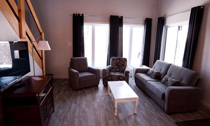 Alma Cabin | Dam-en-Terre, Centre de villégiature - Condo - 6 guests DOUBLE