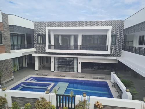 Urdaneta City Resort | Dampa Poolside Events & Accommodation