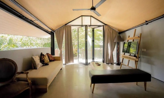 Kampial Villa | Dancing BAGIA Villa sharing pool 31nn