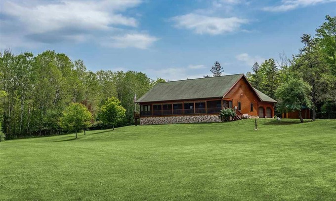 South Branch House | Dancing Bear Cabin