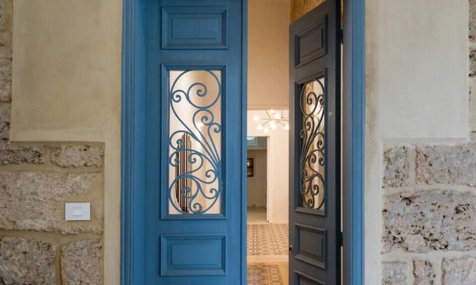 Mar Mikhael Apartment | Dar Rmeil Large & Vintage POWER 24/24