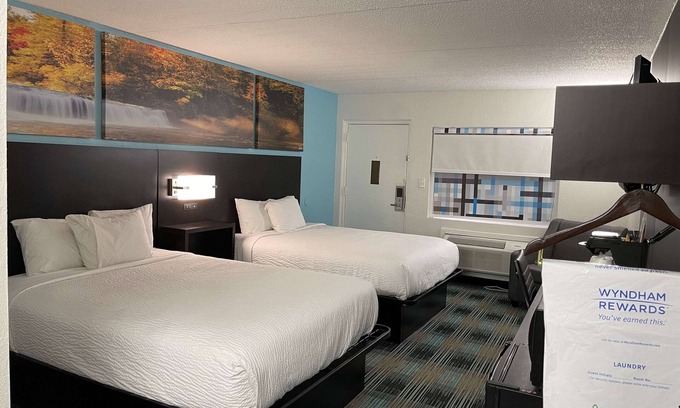 Calhoun Hotel | Days Inn by Wyndham Calhoun GA I-75 and US-41