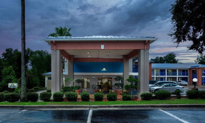 Chipley Hotel | Days Inn by Wyndham Chipley