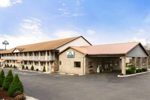 Huntington Hotel | Days Inn by Wyndham Huntington