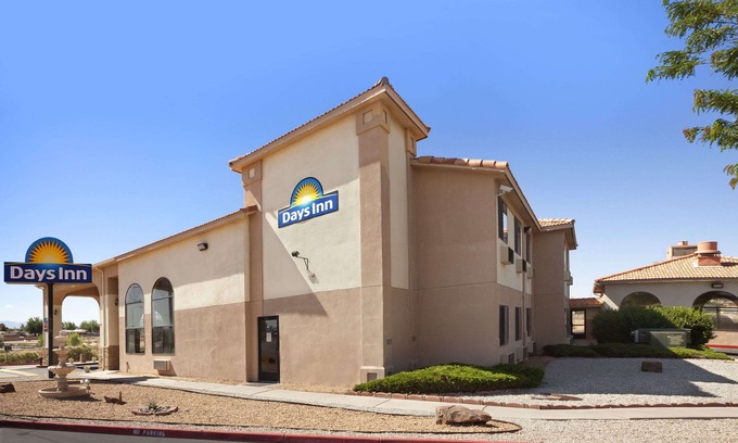 Los Lunas Hotel | Days Inn by Wyndham Los Lunas