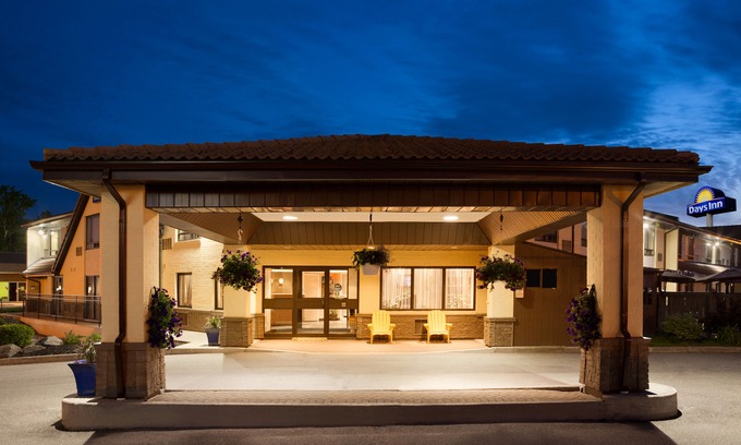 Miramichi Hotel | Days Inn by Wyndham Miramichi NB
