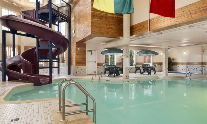 North Industrial Hotel | Days Inn by Wyndham Saskatoon