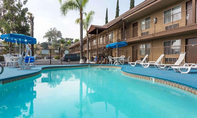 Patton Hotel | Days Inn by Wyndham in San Bernardino